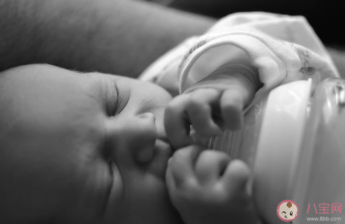 寶寶出現什么情況要考慮換奶粉 考慮換奶粉的6種情況