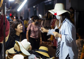 互聯網擺攤圖鑒 互聯網人轉行后都適合擺什么樣的地攤