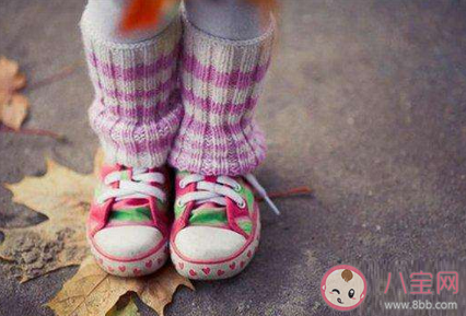 1-3歲的寶寶鞋子如何選擇 給寶寶選擇鞋子要注意些什么