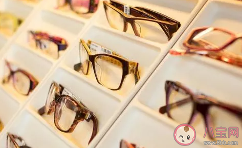 保護孩子視力需要遠離電子產品嗎 影響孩子視力的因素