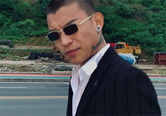 攀娘舉牌是什么意思 攀娘舉牌的視頻如何拍攝