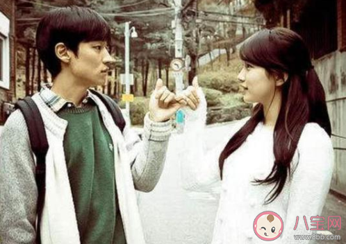 女生和藍顏知己該怎樣相處 和藍顏知己相處要注意些什么 女生和藍顏知己該怎樣相處 和藍顏知己相處要注意些什么