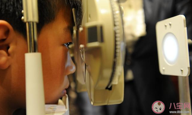 發現孩子近視需要馬上配眼鏡嗎 孩子近視眼鏡怎么配