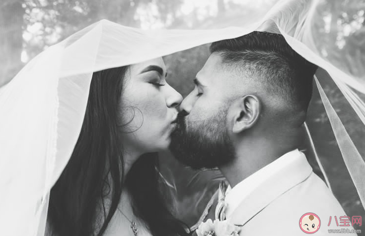 女人應該學的10個接吻技能 和喜歡的男生接吻技巧