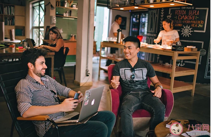 10條終身受用的高情商聊天技巧 會(huì)聊天到底有多重要 10條終身受用的高情商聊天技巧 會(huì)聊天到底有多重要