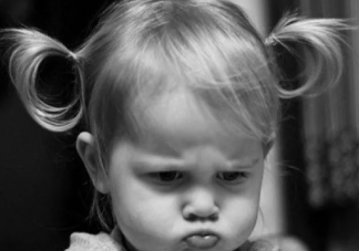 小孩老是叫不動是怎么回事什么原因 小孩不理爸媽怎么辦