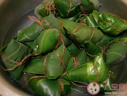 2020端午節(jié)包粽子朋友圈文案 端午節(jié)包粽子說說句子 2020端午節(jié)包粽子朋友圈文案 端午節(jié)包粽子說說句子