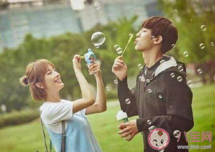 喜歡姐弟戀的男生是不是想要被照顧 男生喜歡姐弟戀是為什么