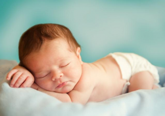 寶寶偏頭正常嗎 寶寶偏頭要不要緊