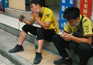 夏天如何戴口罩不悶保持舒適 夏天戴口罩熱怎么辦
