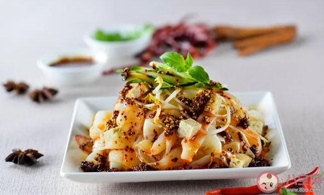 能給寶寶吃涼皮嗎 給寶寶吃涼皮要注意什么