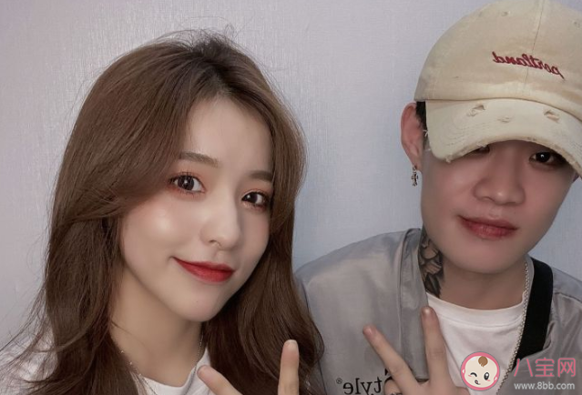 可不可以做你的女朋友可不可以牽你的手是什么歌 《可不可以做你的女朋友》完整版歌詞聽歌 可不可以做你的女朋友可不可以牽你的手是什么歌 《可不可以做你的女朋友》完整版歌詞聽歌