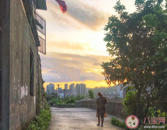 終于天晴了出太陽了發朋友圈說說 見到久違的太陽開心感慨句子 終于天晴了出太陽了發朋友圈說說 見到久違的太陽開心感慨句子