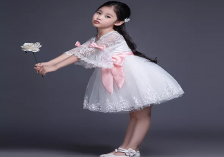 挑選小裙子的正確姿勢 給寶寶買裙子要注意什么