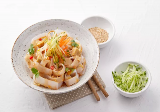 能給寶寶吃涼皮嗎 給寶寶吃涼皮要注意什么