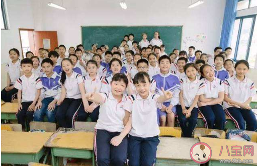 2020孩子小學畢業了家長的心情句子 2020孩子小學畢業了家長朋友圈說說