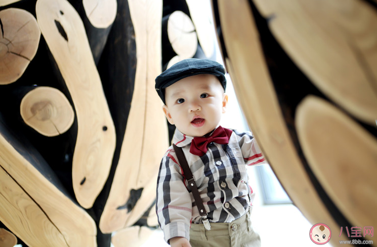 乖巧教育適合男孩嗎 乖巧教育對男孩子有什么壞處