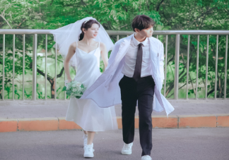 前任結(jié)婚怎么發(fā)朋友圈說說 前任結(jié)婚心酸的說說