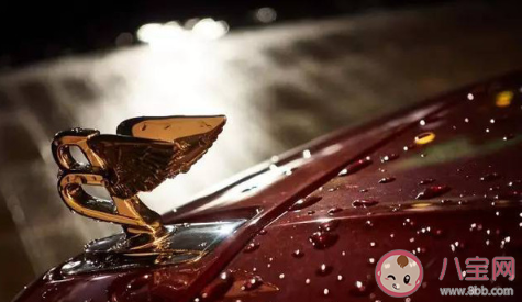 雨天出行給客戶溫馨提醒簡短說說 下雨天發給客戶的溫馨提示短信