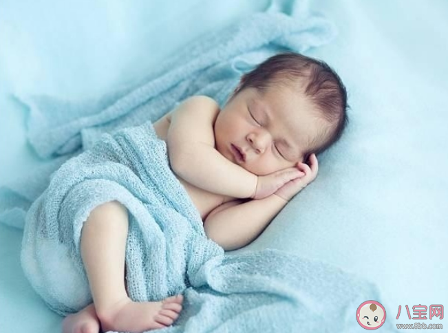 寶寶前囟門很小會(huì)影響大腦發(fā)育嗎 前囟門很小嚴(yán)重嗎