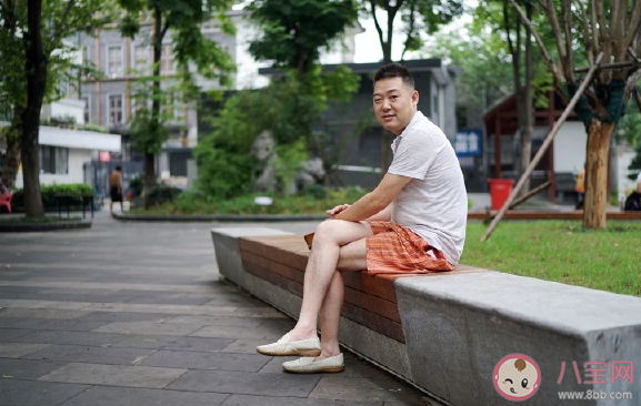 兒子考上大學(xué)了發(fā)朋友圈說說 曬兒子考上大學(xué)開學(xué)祝福語。