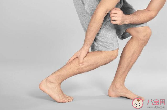 人為什么會(huì)不由自主地抖腿 經(jīng)常抖腿對(duì)身體會(huì)有什么影響
