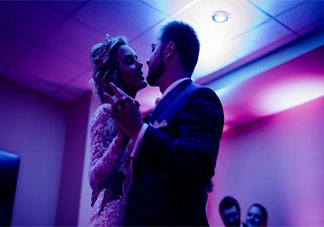 兄弟和女朋友誰更重要 兄弟和女朋友該怎么選