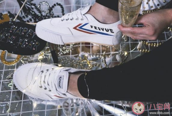 飛躍和回力為什么在國(guó)外這么火 飛躍和回力哪個(gè)腳感好。