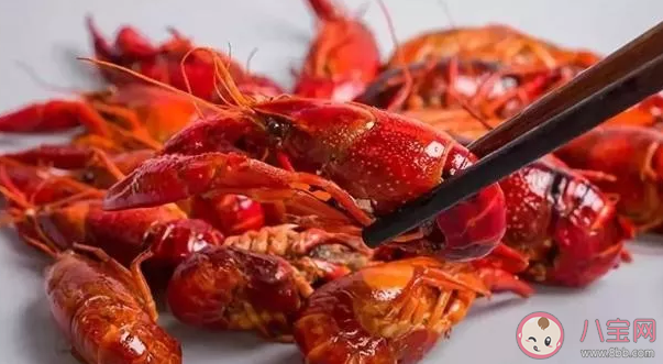 吃了小龍蝦過敏了怎樣做可以消癢 吃了小龍蝦過敏了怎么辦