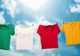 夏天穿什么顏色的衣服更涼快 什么衣服面料夏天穿最舒適