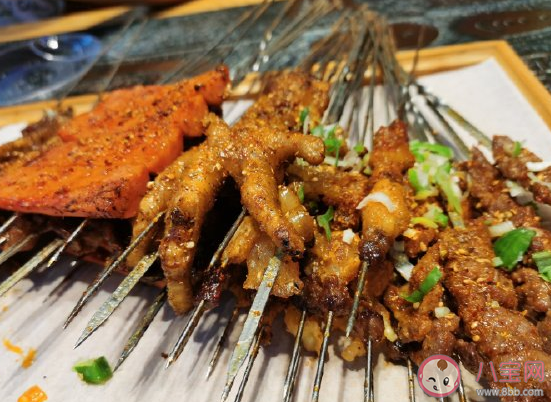 夏天吃燒烤的搞笑朋友圈說說 吃燒烤朋友圈文案