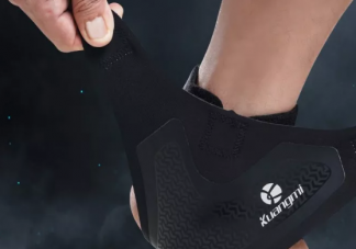 護踝會把球鞋口撐大嗎  穿護踝球鞋尺碼要怎么選擇