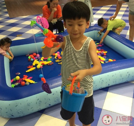 兒子馬上上小學了的心情說說 兒子被小學錄取了怎么發朋友圈