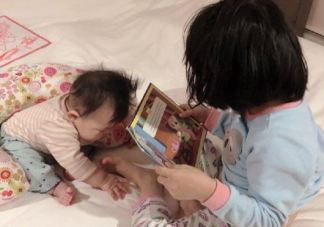 兩個小棉襖發朋友圈說說 兩個小棉襖暖暖的幸福說說