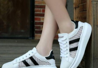 汗腳穿涼鞋會臭嗎 汗腳夏天穿什么鞋子比較好