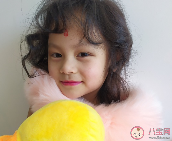 家里有小棉襖的開心心情說說 女兒是小棉襖經典語句