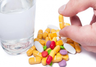 吃安眠藥喝酒會有什么后果 經常吃安眠藥有什么副作用