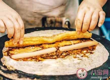 第一次吃山東煎餅的心情說說 第一次吃山東煎餅的感受句子