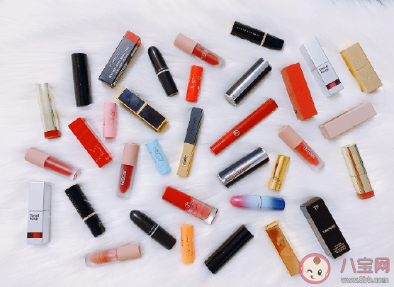 女兒給我買口紅的朋友圈說說 收到女兒買的口紅心情感慨句子