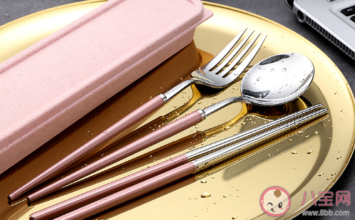 家里不銹鋼筷子為什么會變黃  吃飯不銹鋼筷子好還是竹筷子