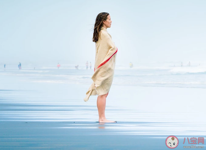 女人什么時候最需要男人 男人如何正確地安慰女人 女人什么時候最需要男人 男人如何正確地安慰女人