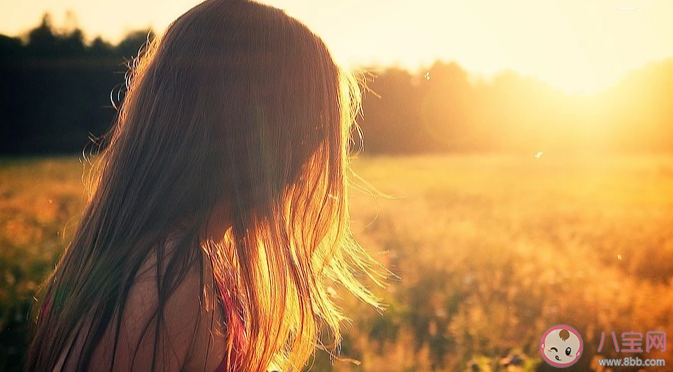 女人什么時候最需要男人 男人如何正確地安慰女人 女人什么時候最需要男人 男人如何正確地安慰女人