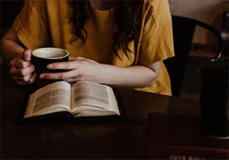 村上春樹扎心的經(jīng)典語錄句子大全 村上春樹扎心語錄文案句子盤點(diǎn)