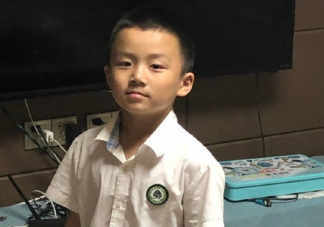 兒子第一次考試發朋友圈說說 孩子第一次考試的鼓勵句子