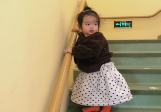 女兒會說話了發朋友圈文案 女兒開口說話家長感慨