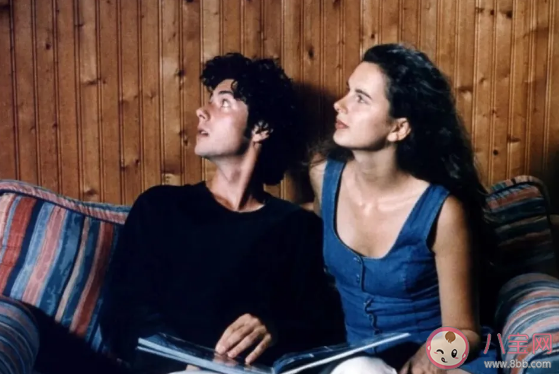 情侶倦怠期會有什么樣的表現 厭倦期的情侶如何相處 情侶倦怠期會有什么樣的表現 厭倦期的情侶如何相處