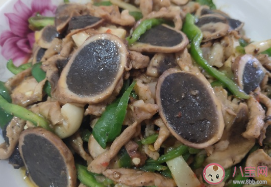 關(guān)于吃野生菌發(fā)朋友圈說說 吃到菌子經(jīng)典幽默句子