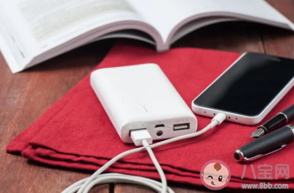 不合格的充電寶有哪些危害 怎么選擇合格充電寶