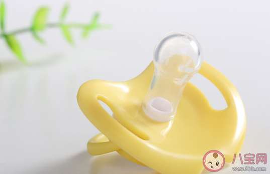寶寶安撫奶嘴會影響牙齒和嘴型嗎 寶寶安撫奶嘴怎么戒掉
