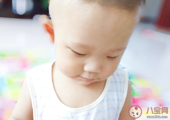 寶寶開口叫爸爸的心情說說 寶寶第一聲爸爸激動感言句子